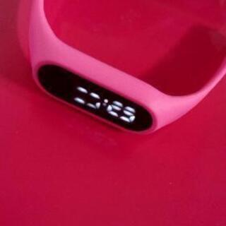 ピンク腕時計