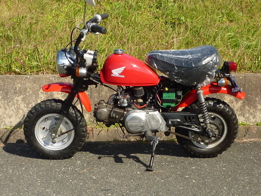 売約済】ホンダ モンキー 50cc 赤 4速マニュアル クラッチ付き キャブ 売約済】ホンダ モンキー 50cc 赤 4速マニュアル クラッチ付き キャブ
