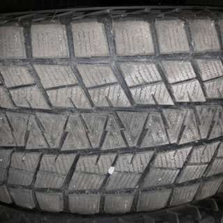 スタッドレスタイヤ⭐️275/60r18  ブリヂストン NO18