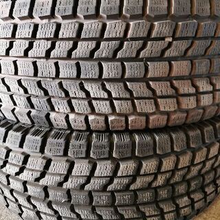 スタッドレスタイヤ 4本 265/70 R16 112Q ヨコハマ ジオランダー 