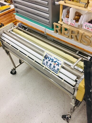 極東産機 自動壁紙糊付け機 Hiβ-Prime スリッター付き【リライズ野田愛宕店】【店頭引取限定】【中古品】１点限り早い者勝ち！