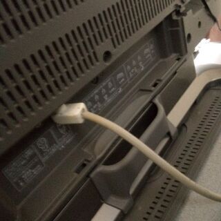 激安。美品。SHARPアクオス42型重低音スピーカー左右内蔵。地デジCSBS内蔵