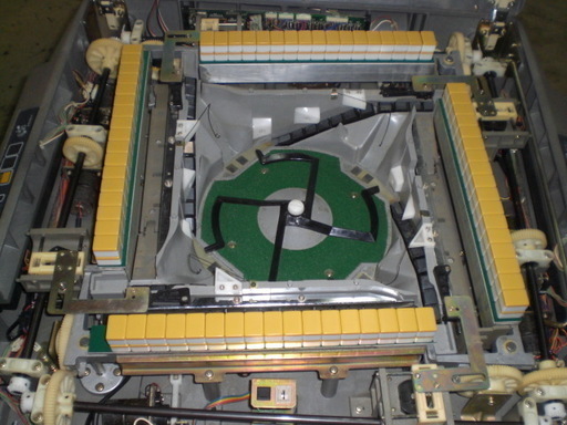 商談中 激安 中古品 11月末迄の特価 35000円 全自動麻雀卓 動作品