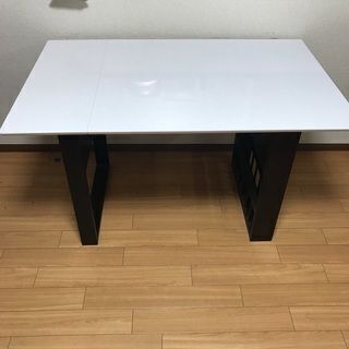 ニトリ ダイニングテーブル(白) 長さ２段階