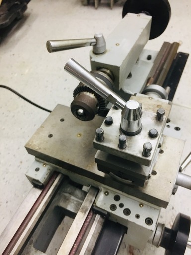 PROSPEC PSL550-VDR 卓上旋盤【リライズ野田愛宕店】【店頭取引限定】【中古品】1点限り早い者勝ち！ PROSPEC PSL550-VDR 卓上旋盤【リライズ野田愛宕店】【店頭取引限定