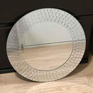 【未使用】IKEAの壁掛けの鏡売ります