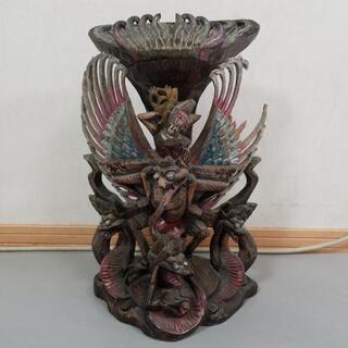 木製の彫刻置物(東南アジア系のお土産)