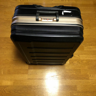 スーツケース　キャリーケース　7泊以上用　大容量