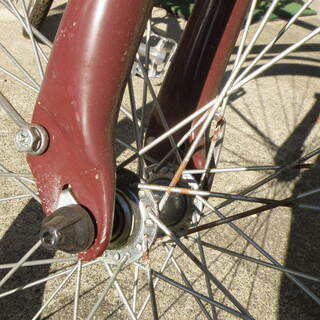 ロードバイク２７インチ　新古品　フロント３段、リア6段、18段　変速機シマノ製