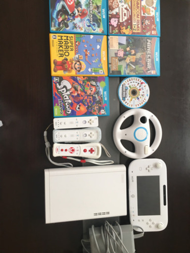 Wii U本体\u0026ソフト六個リモコン三個ハンドル一個