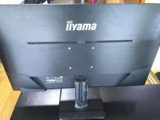 パソコンディスプレイ31.5型（Iiyama）