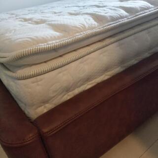 福岡　ニトリ　クイーンサイズベッド（マットレスシングル2つ込）