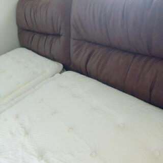 福岡　ニトリ　クイーンサイズベッド（マットレスシングル2つ込）