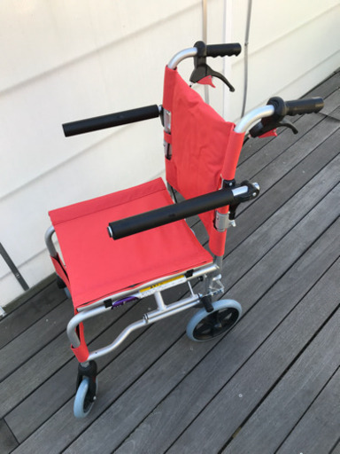 値下げ‼️簡易車椅子(旅行室内など)