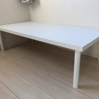 【値下げなし！年末まで！】シンプルなデザインのホワイトテーブル