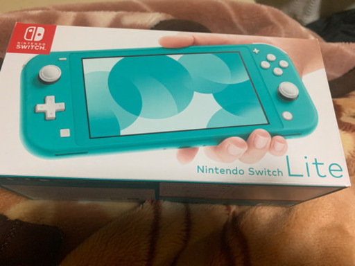 任天堂Switchライト未使用品