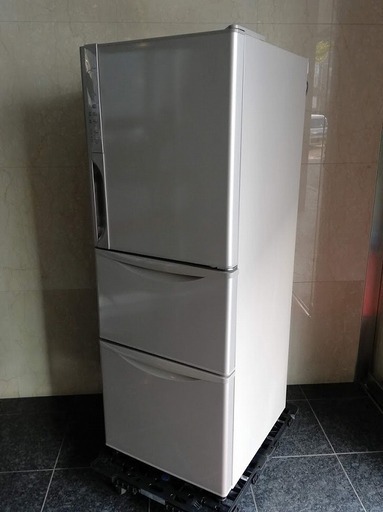 ■美品■日立 265L 3ドア冷蔵庫 真空チルド「自動製氷機能」 R-K270EV-T