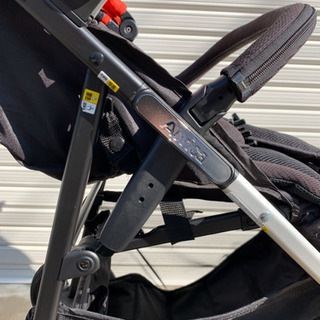 アップリカ　スムーヴ　2015年モデル　純正レインカバー付 アップリカ スムーヴ 2015年モデル 純正レインカバー付