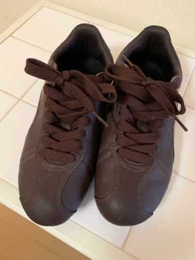 PUMA  スニーカー