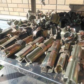 単管パイプ、クランプ等