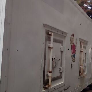 アイスクリーム2トン車の箱だけ2万円売り米入れ野菜室衛生室隠し部屋頑丈箱アルミニウム構造