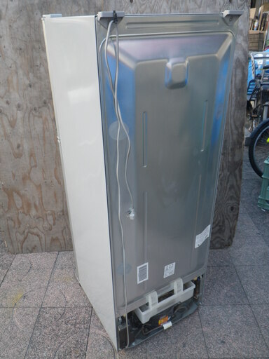■配達可■シャープ  228 L 2ドア 冷凍冷蔵庫 SJ-23S-S  2010年製