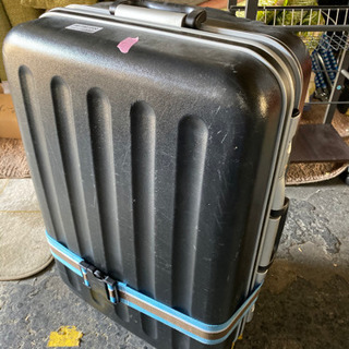 旅行バッグ スーツケース