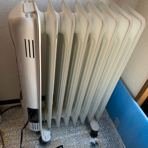 オイルヒーター　暖房器具