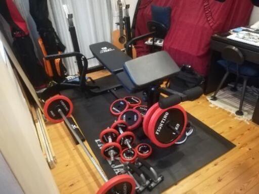 ベンチプレス70KGセット(西宮市引き取り) ベンチプレス70KGセット(西宮市引き取り) ベンチプレス70KG