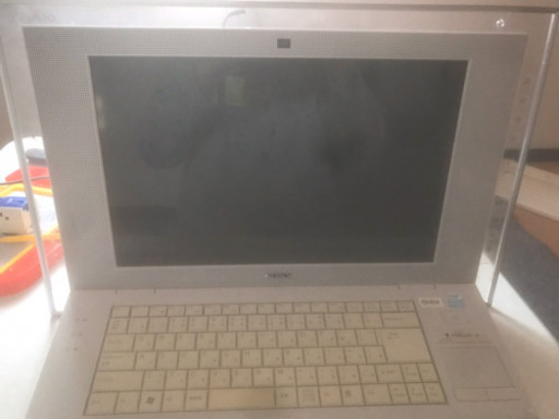 VAIO デスクトップパソコン。