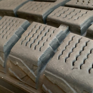 【ジモティ限定値下げ】スタッドレスタイヤとアルミ　4本セット