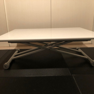 東京インテリア　昇降式テーブル