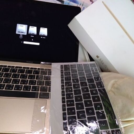 値下げ2015年金色new Facebook retina512gb ssdダブルシステムmac\u0026win10新品外付けhub込み