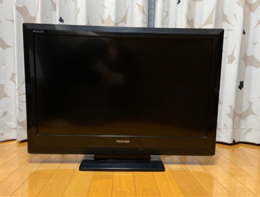 テレビ　32型