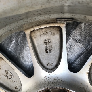 三菱　純正18インチホイール　５穴　ＰＣＤ114.3　+38　ＹＯＫＯＨＡＭＡ　ＧＯＯＤＹＥＡＲタイヤ　235/55Ｒ18　5.5～6分山 