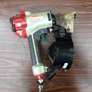 中古ランクA】MAX 常圧フロアタッカー 50㎜ CN-505A-ST