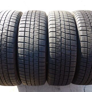 セレナライダー純正　１６インチ　溝たっぷりスタッドレスタイヤ付き