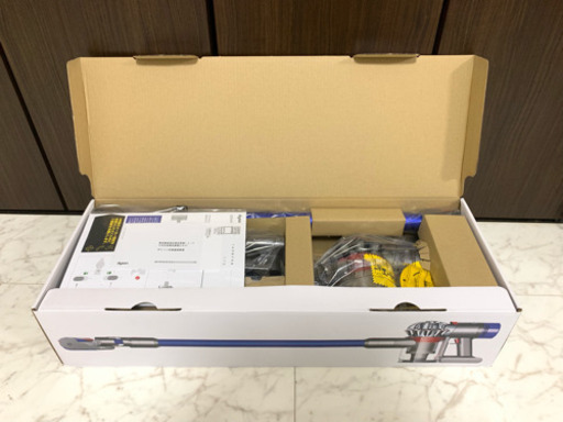 Dyson v7 掃除機 未使用品