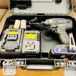 18V 充電式インパクトレンチ