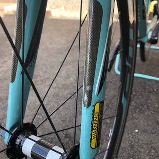 Bianchiインプルソ ffwd f6r  チェレステカラー