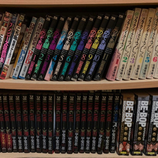 12/1お引渡し予定★漫画420~440冊＆洗濯機ラック＆毛布タオルケット類