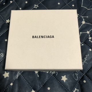 【BALENCIAGA】【値下げしました】　バレンシアガ　小銭入れ　新品未使用　郵送可能！