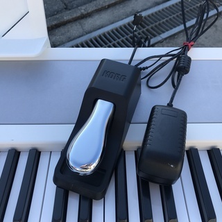 KORG B1 デジタルピアノ ホワイト 2017年製 中古美品 基本的に直接引取（