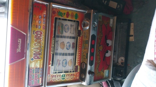 【中古】家庭用スロットマシーン筐体(スーパーピカゴロウ)　売ります