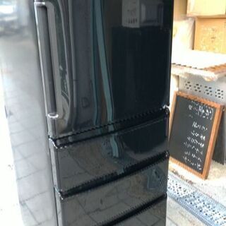 2017年製 4ドア冷蔵庫 355L AQUA