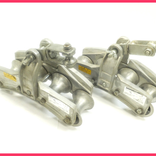 [K1119H] ケーブルローラー 4連金車 滑車 2個セット 通信線路器具 大工道具 K1119H] ケーブルローラー 4連金車 滑車 2個セット 通信線路器具 大工道具
