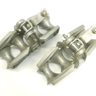 [K1119H] ケーブルローラー 4連金車 滑車 2個セット 通信線路器具 大工道具 K1119H] ケーブルローラー 4連金車 滑車 2個セット 通信線路器具 大工道具
