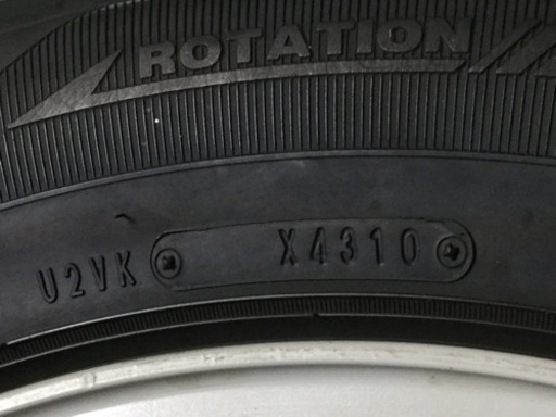 中古　スタッドレス　235/65R18   DUNLOP　GRANDT REK  SJ7   アルミホイール 付き　４本