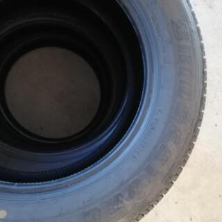 175/80R/16 ブリジストン　約3000キロ使用