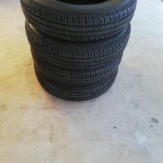 175/80R/16 ブリジストン　約3000キロ使用